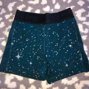 Women’s Star Nike-Pro